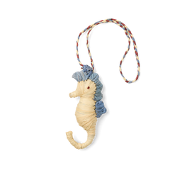 'd & Charmed - Raffia Seahorse S1